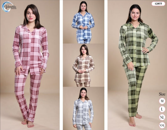 Pyjama velours de haute qualité